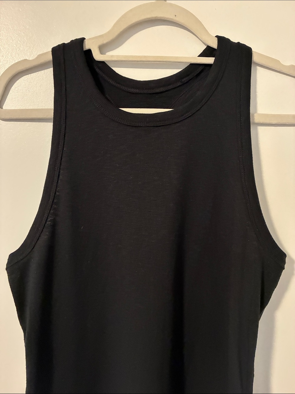 Vuori Sunrise High Neck Ribbed Tank Top - Black - Picture 3 of 10